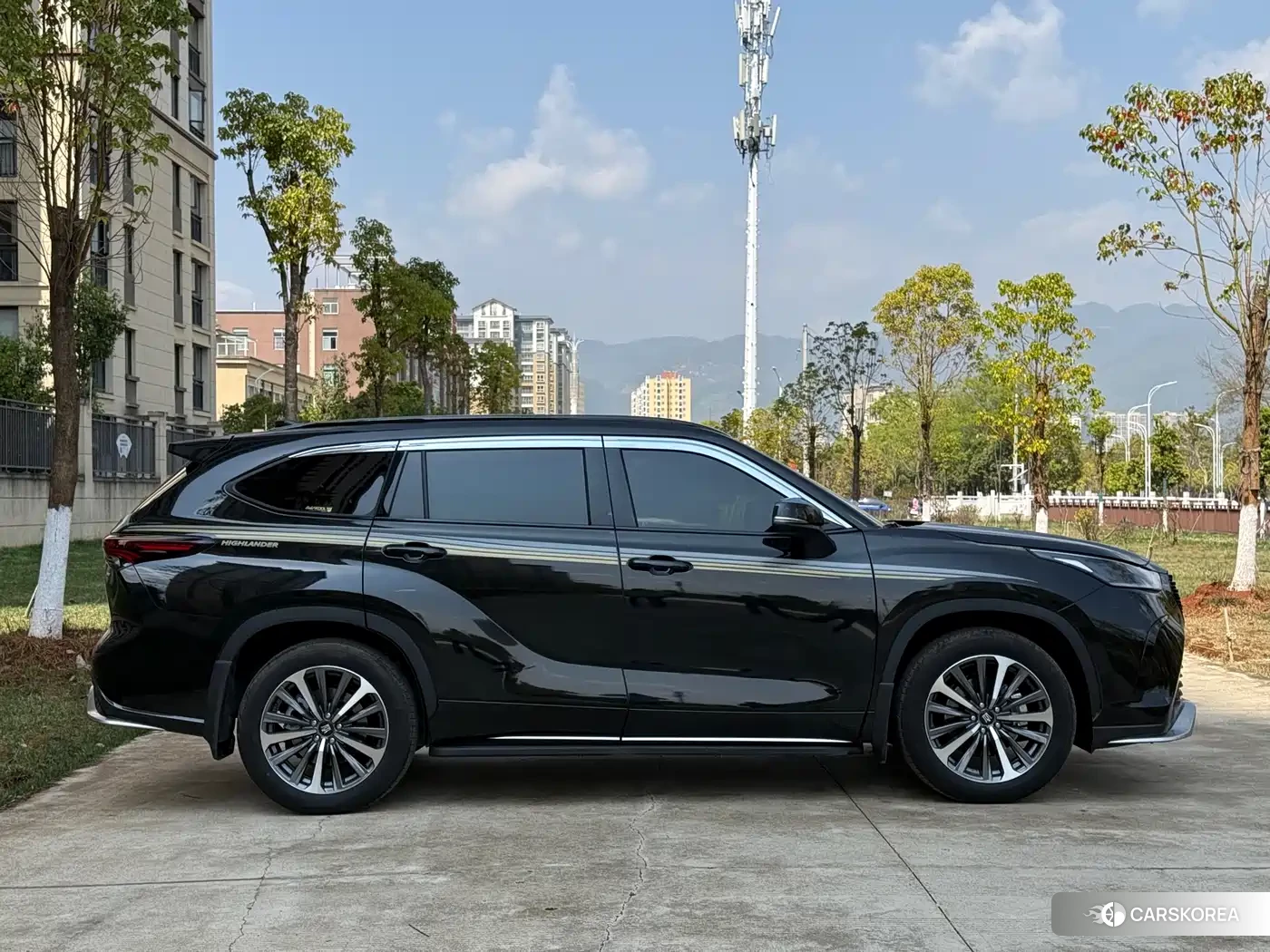 Toyota Crown 2026 Черный из Китая, фото 6