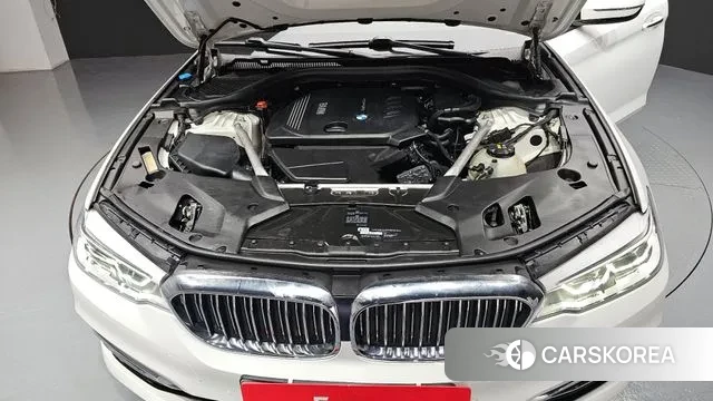 BMW 5 Series (G30) id 3505491 из Кореи 16