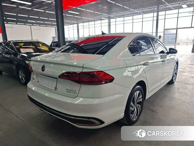 Volkswagen Bora id 4271158 из Китая 16