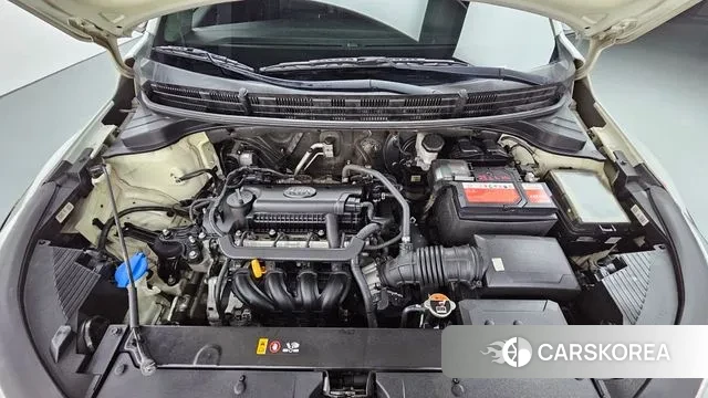 Kia Stonic id 3019003 из Кореи 16