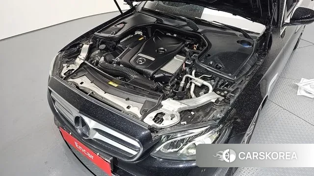 Mercedes-Benz E-Class W213 id 3588212 из Кореи 16