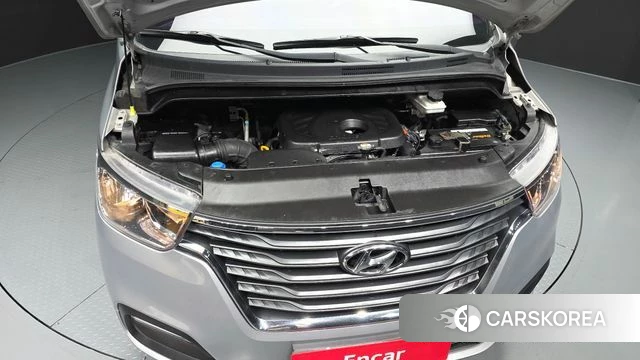 Hyundai The New Grand Starex id 4435728 из Кореи 16