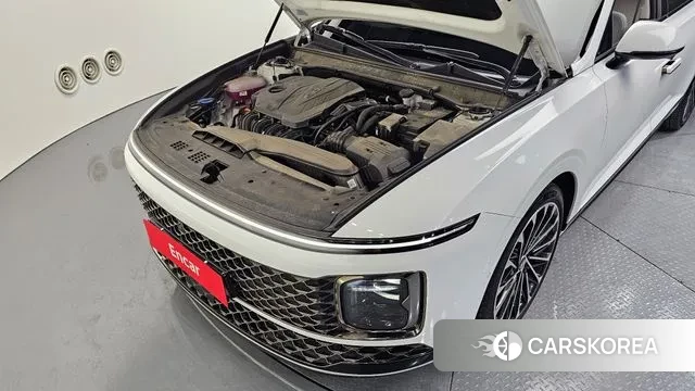 Hyundai Grandeur (GN7) id 3649303 из Кореи 16