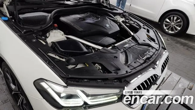 BMW 5 Series (G30) id 2859024 из Кореи 16