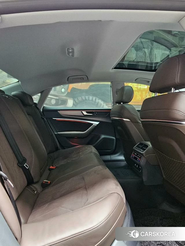 Audi A7L 2024 Черный из Китая, фото 6
