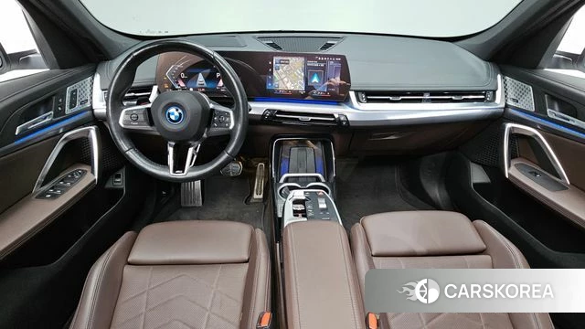 BMW iX1 (U11) id 4400859 из Кореи 40