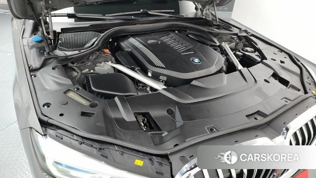 BMW 7 Series (G11) id 4446415 из Кореи 16