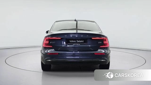 Volvo S60 3rd generation id 4910900 из Кореи 16