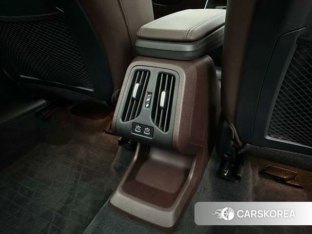 BMW X1 id 3858002 из Китая 27