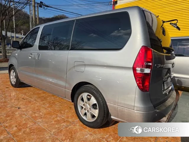 Hyundai The New Grand Starex id 3546789 из Кореи 13