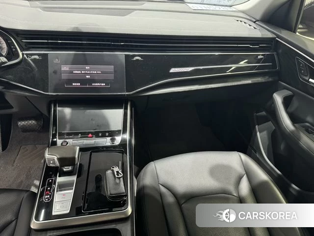 Audi Q8 2024 Черный из Китая, фото 6