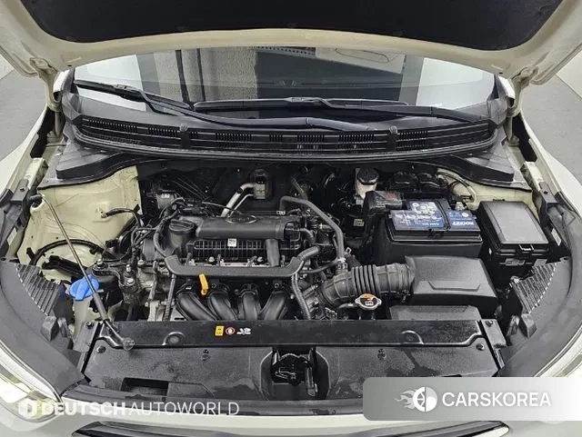 Kia Stonic id 3772982 из Кореи 16