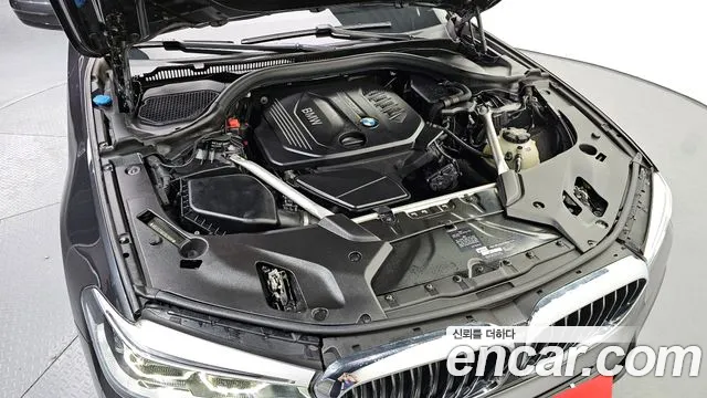 BMW 5 Series (G30) id 2850812 из Кореи 16