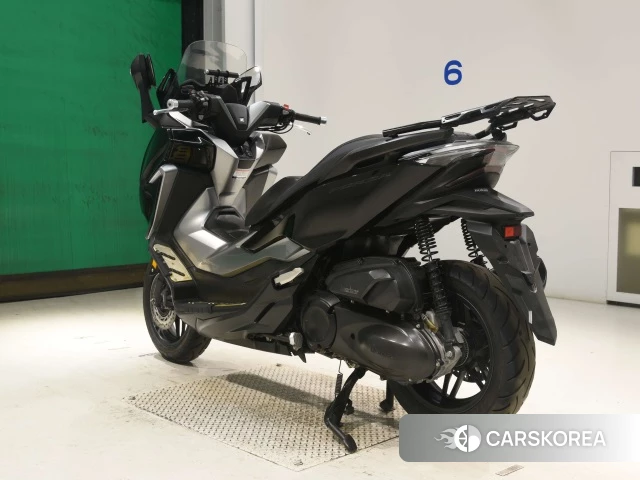 Проданный Honda FORZA id 4358650 из Японии, фото 6