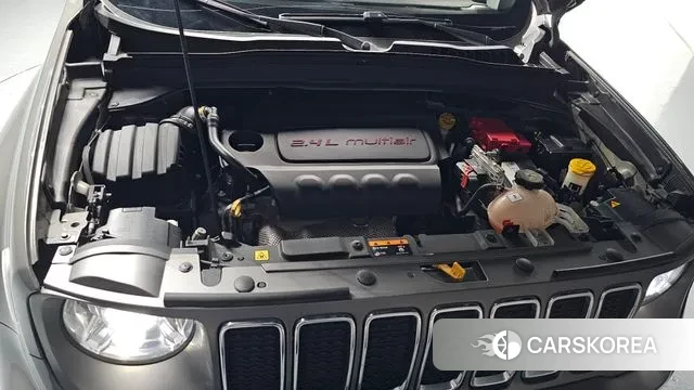 Jeep Renegade id 3489406 из Кореи 16