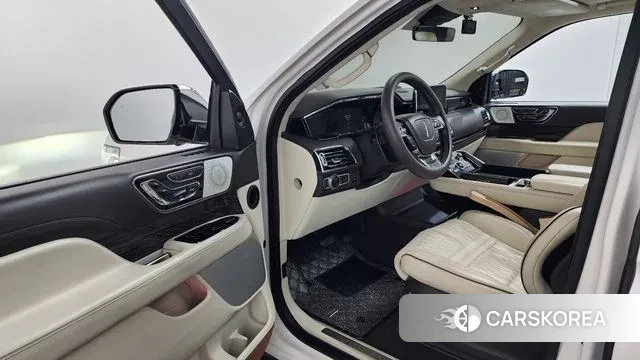 Lincoln Navigator 4th generation id 3709184 из Кореи 12