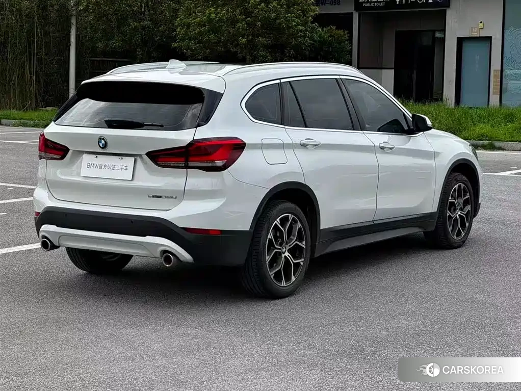 BMW X1 id 4606911 из Китая 11