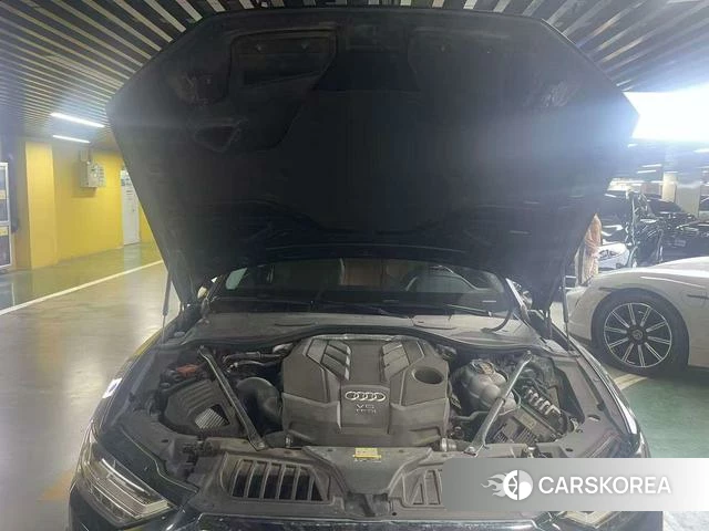 Audi A8 id 4291555 из Китая 10