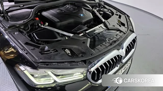 BMW 5 Series (G30) id 3406019 из Кореи 16