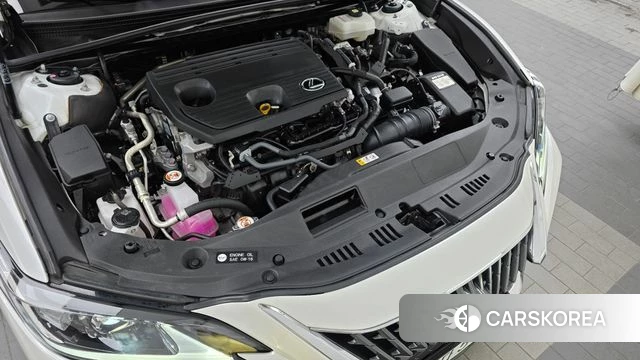 Lexus ES300h 7th generation id 4758053 из Кореи 30