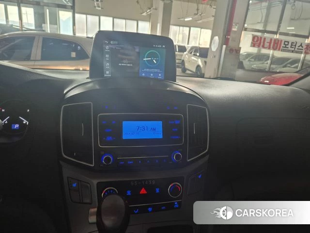 Hyundai The New Grand Starex id 3845289 из Кореи 16