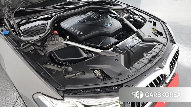 BMW 5 Series (G30) id 3453443 из Кореи 16