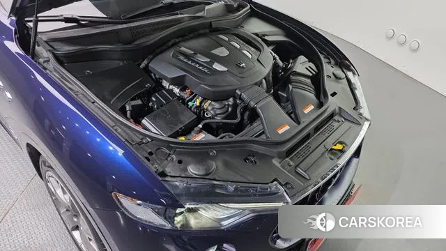 Maserati Levante id 3772584 из Кореи 16