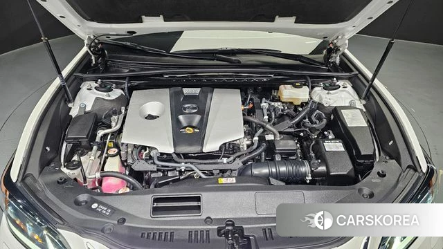Lexus ES300h 7th generation id 4424604 из Кореи 34