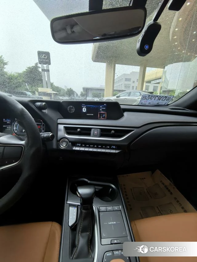 Lexus UX id 4348946 из Китая 13