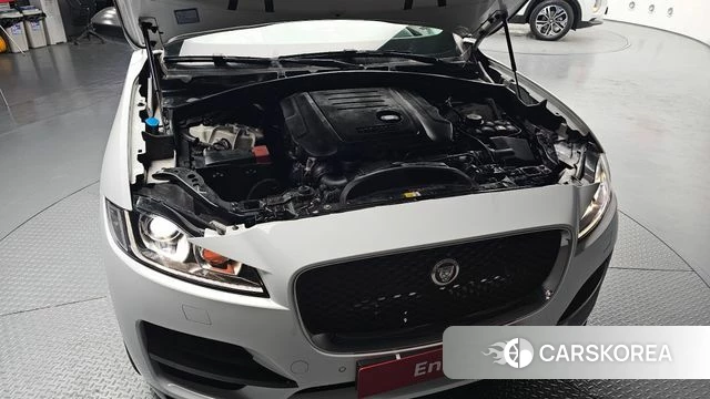 Jaguar F-PACE id 4197243 из Кореи 29