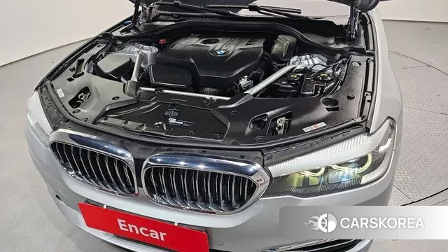 BMW 5 Series (G30) id 3239183 из Кореи 16