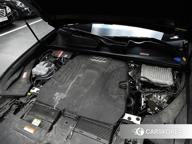 Audi Q8 (4M) id 3339100 из Кореи 14