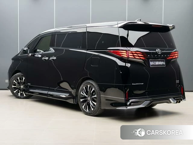 Toyota Elfa id 4261581 из Китая 17