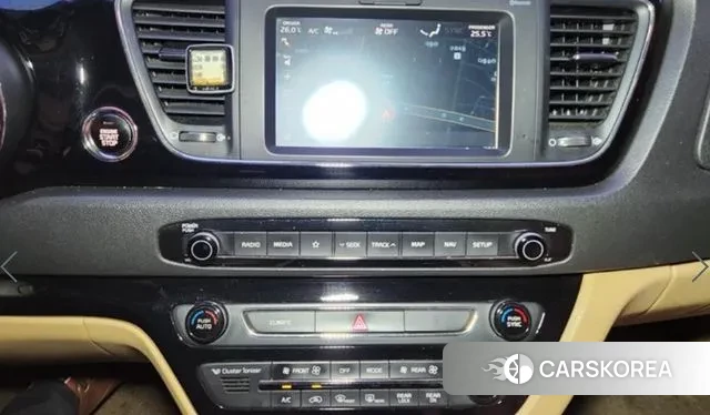 Kia All New Carnival id 3552971 из Кореи 15