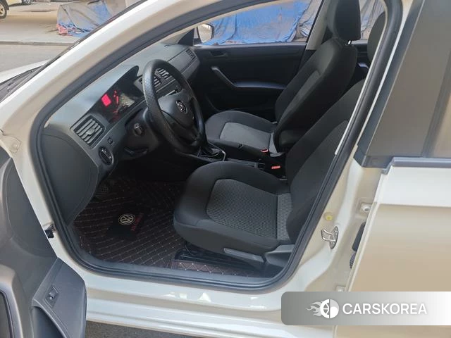 Volkswagen Santana 2022 Белый из Китая, фото 6