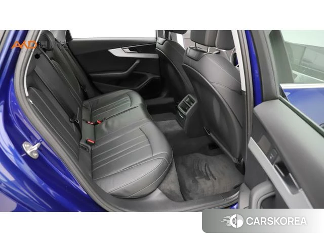 Audi A4L 2021 Синий из Китая, фото 6