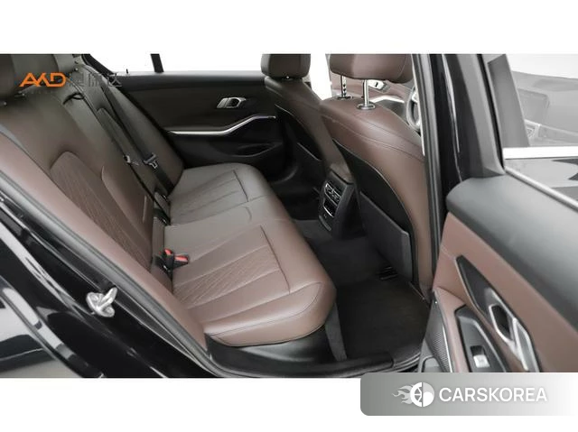 BMW 3 series 2022 Черный из Китая, фото 6