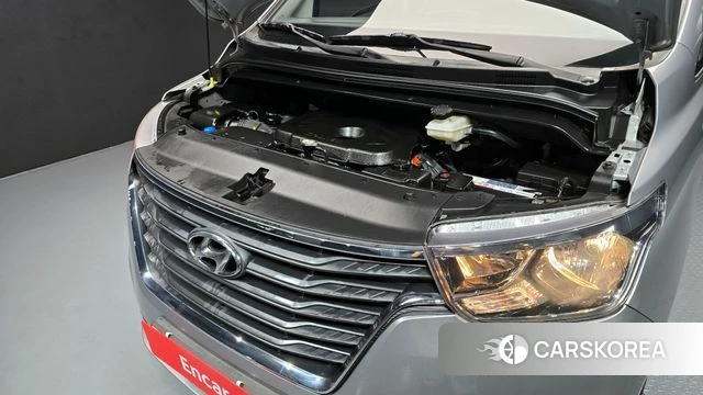 Hyundai The New Grand Starex id 4180660 из Кореи 16