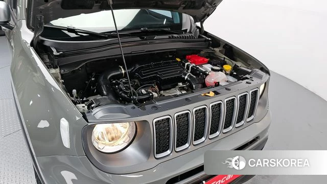 Jeep Renegade id 3953571 из Кореи 16