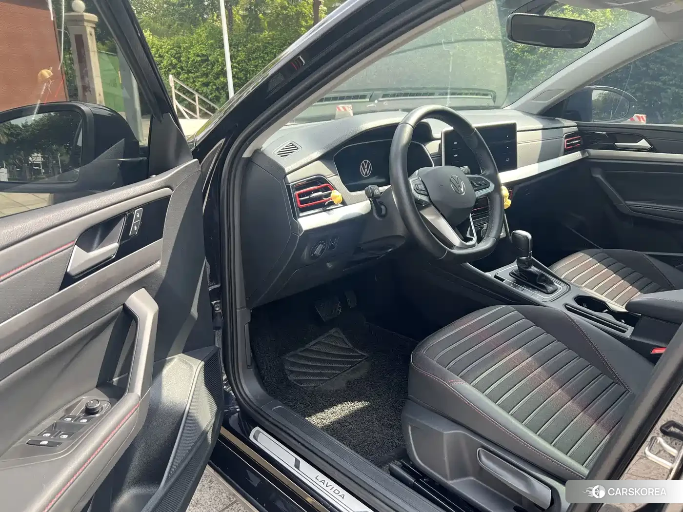 Volkswagen Lavida 2022 Черный из Китая, фото 6