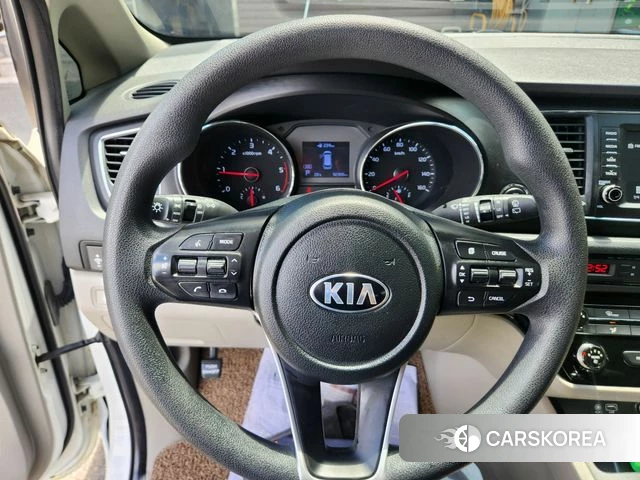 Kia The New Carnival id 4490679 из Кореи 16