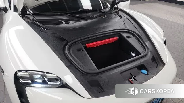 Porsche Taycan id 3406342 из Кореи 16