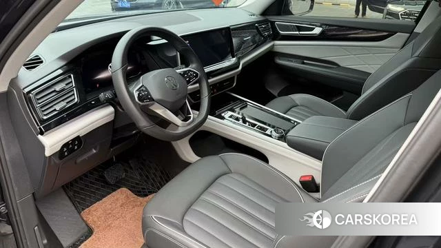 Volkswagen Tourang 2023 Черный из Китая, фото 6