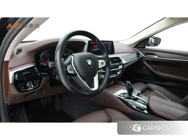 BMW 5 series 2020 Черный из Китая, фото 6