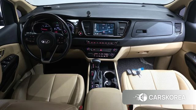 Kia The New Carnival id 3866723 из Кореи 16