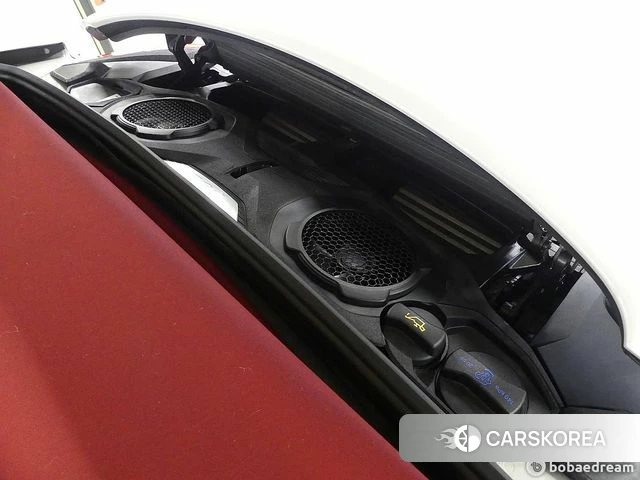 Porsche 911(992) id 4619986 из Кореи 16