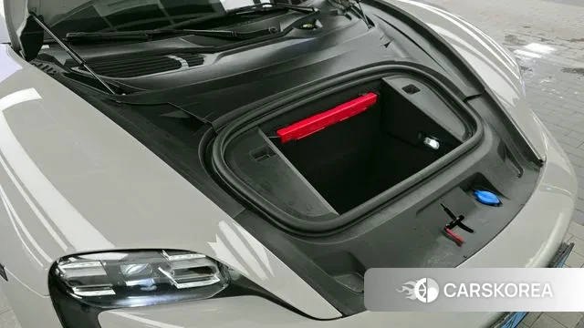 Porsche Taycan id 3231563 из Кореи 16