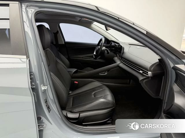 Hyundai Elantra id 4257799 из Китая 14