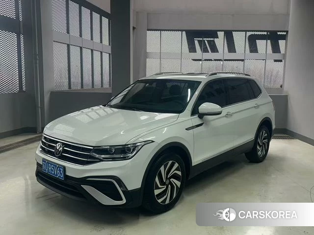 Volkswagen Tiguan L id 4241155 из Китая 12