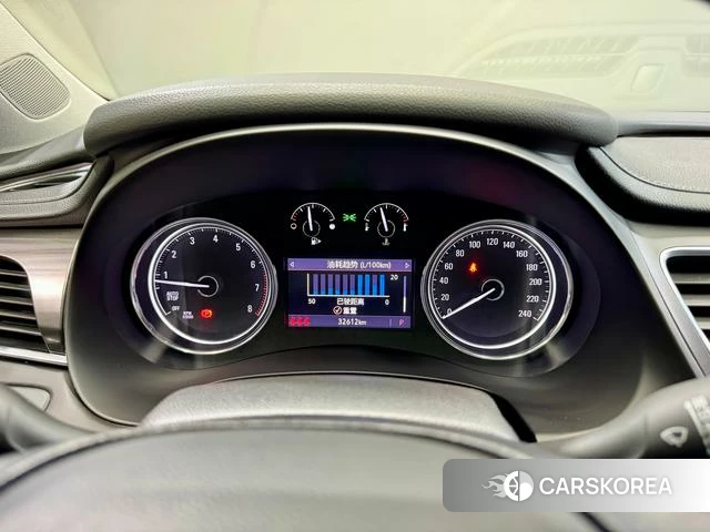 Buick Lacrosse id 3804909 из Китая 26